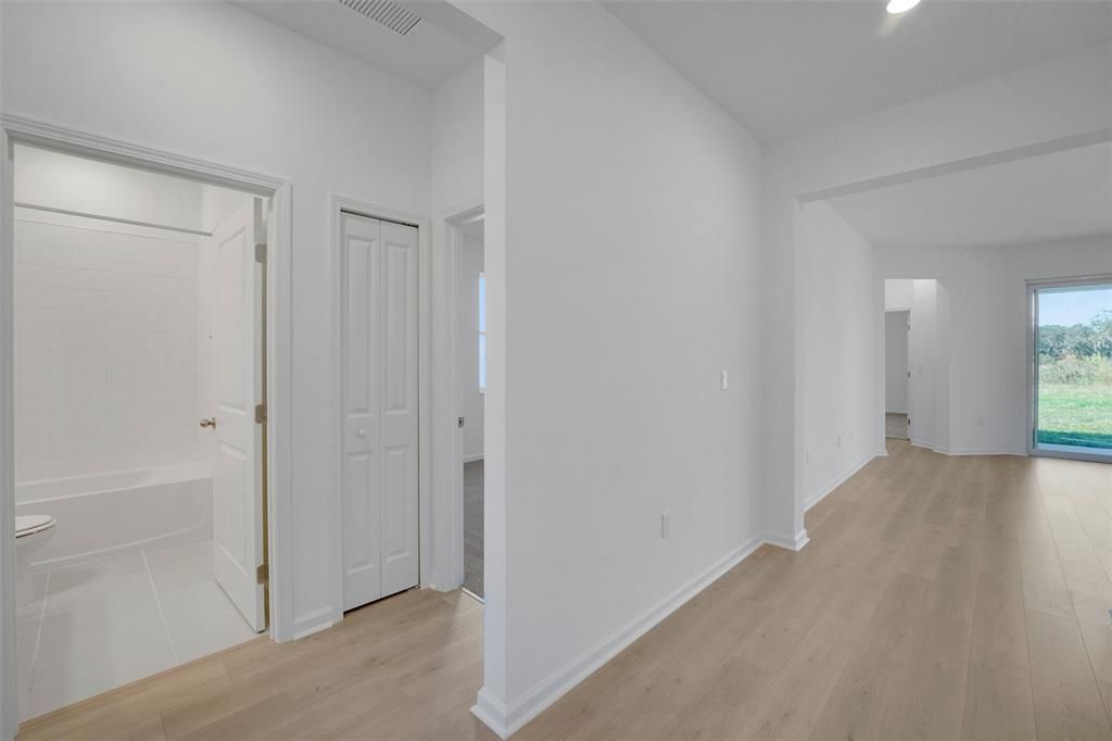 En Venta: $314,990 (4 camas, 2 baños, 1758 Pies cuadrados)