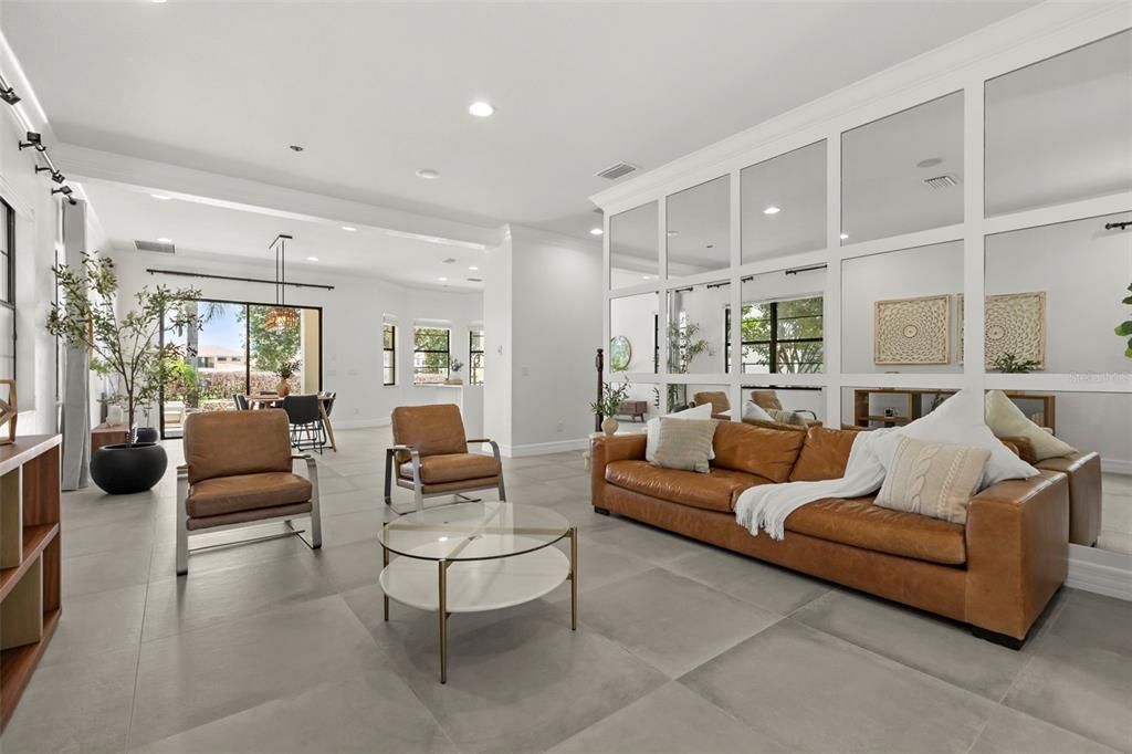 En Venta: $950,000 (5 camas, 3 baños, 2883 Pies cuadrados)