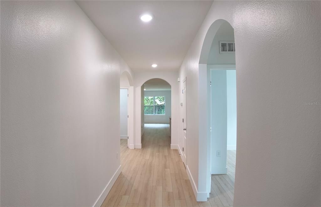 For Sale: $398,500 (4 beds, 2 baths, 1846 Square Feet)