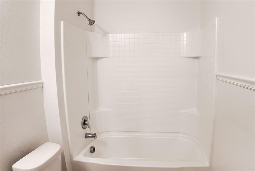 For Sale: $398,500 (4 beds, 2 baths, 1846 Square Feet)