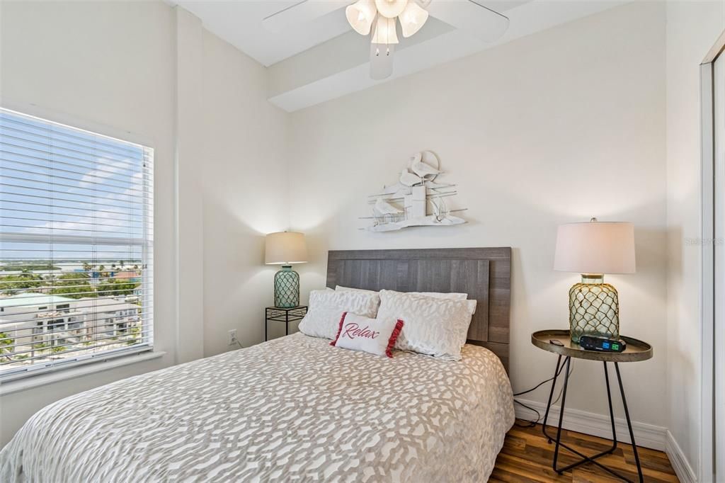 For Sale: $640,000 (2 beds, 2 baths, 1163 Square Feet)