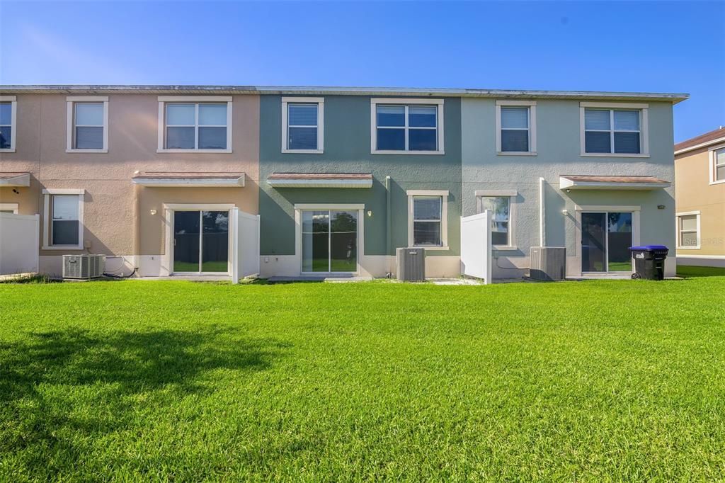 На продажу: $325,000 (3 спален, 2 ванн, 1626 Квадратных фут)