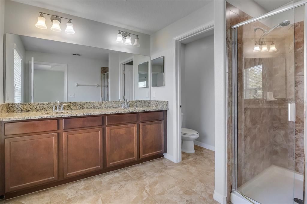 На продажу: $325,000 (3 спален, 2 ванн, 1626 Квадратных фут)