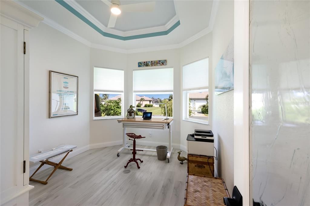 For Sale: $725,000 (2 beds, 2 baths, 2040 Square Feet)