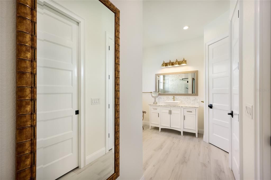 For Sale: $725,000 (2 beds, 2 baths, 2040 Square Feet)