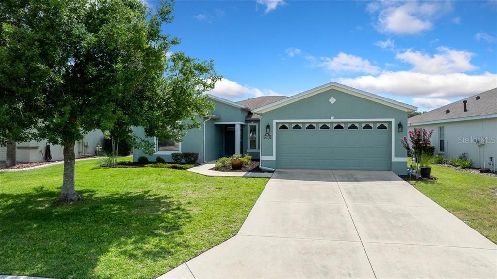 For Sale: $199,000 (2 beds, 2 baths, 1757 Square Feet)