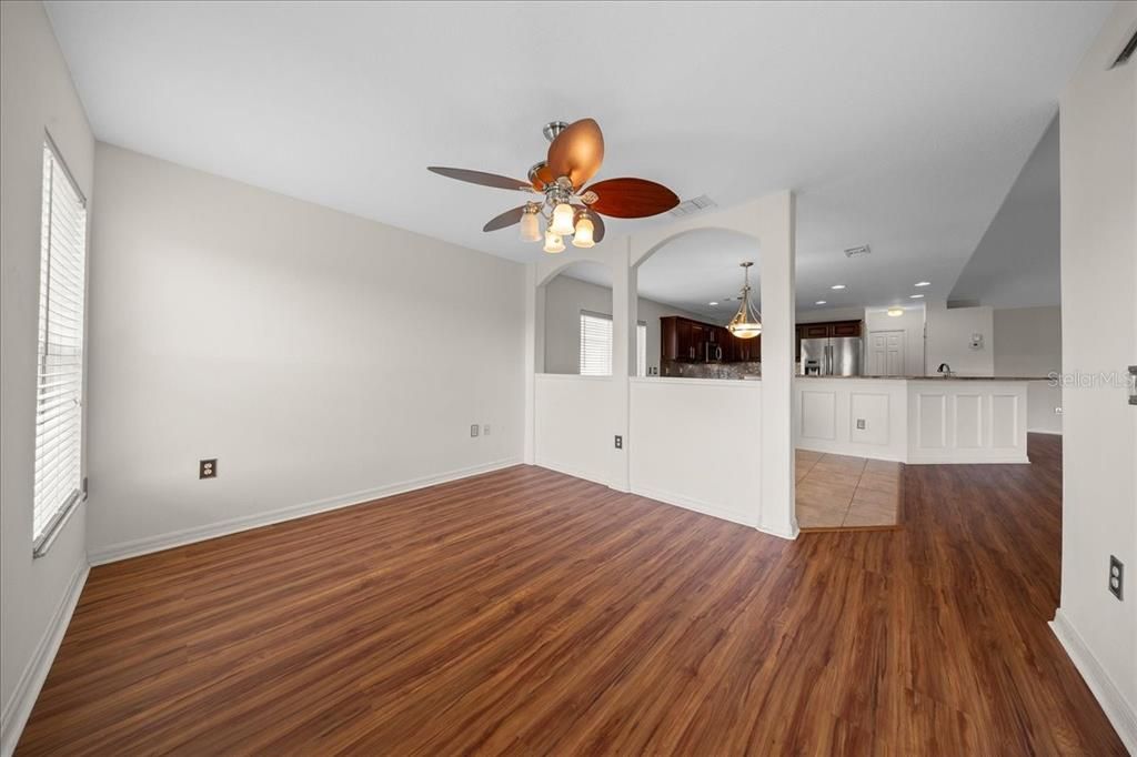 For Sale: $199,000 (2 beds, 2 baths, 1757 Square Feet)