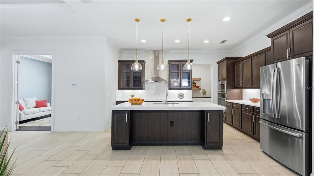 For Sale: $2,100,000 (4 beds, 4 baths, 3148 Square Feet)