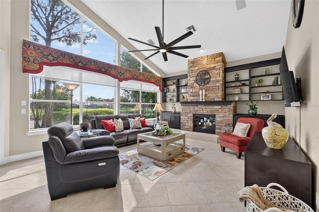 En Venta: $795,000 (5 camas, 4 baños, 3128 Pies cuadrados)