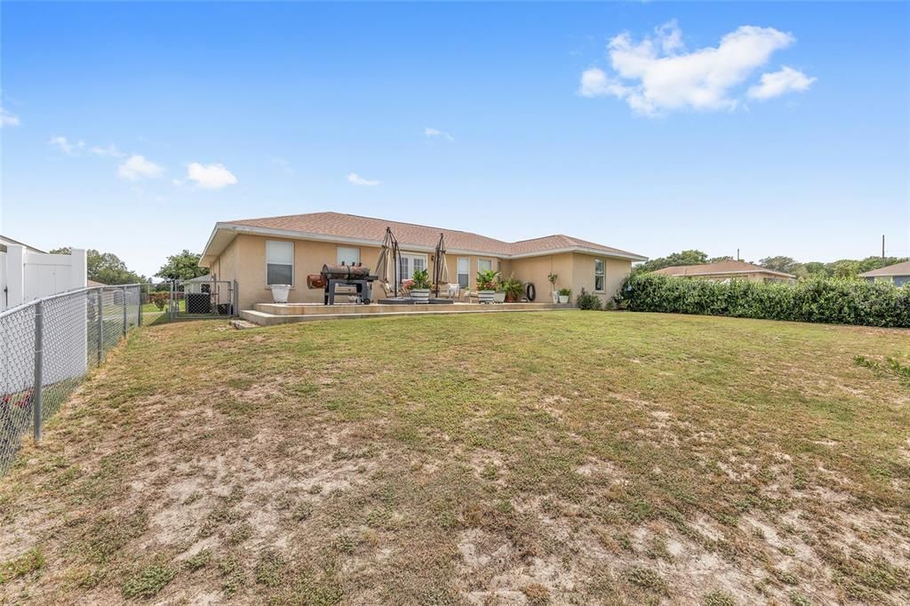 For Sale: $292,900 (4 beds, 2 baths, 1839 Square Feet)