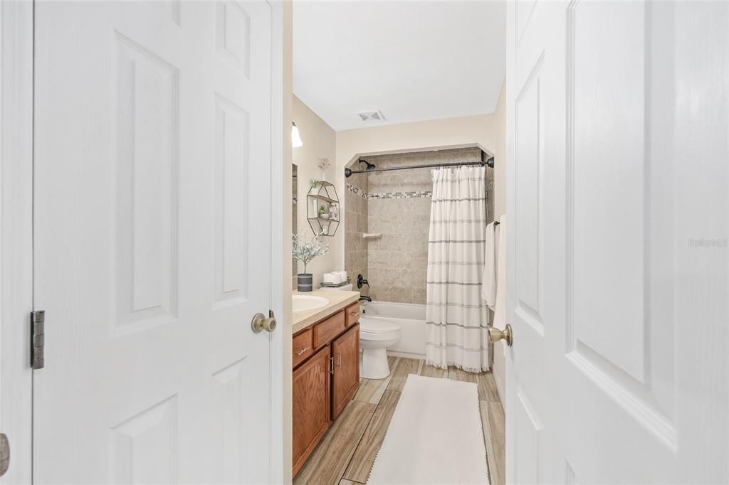 For Sale: $292,900 (4 beds, 2 baths, 1839 Square Feet)