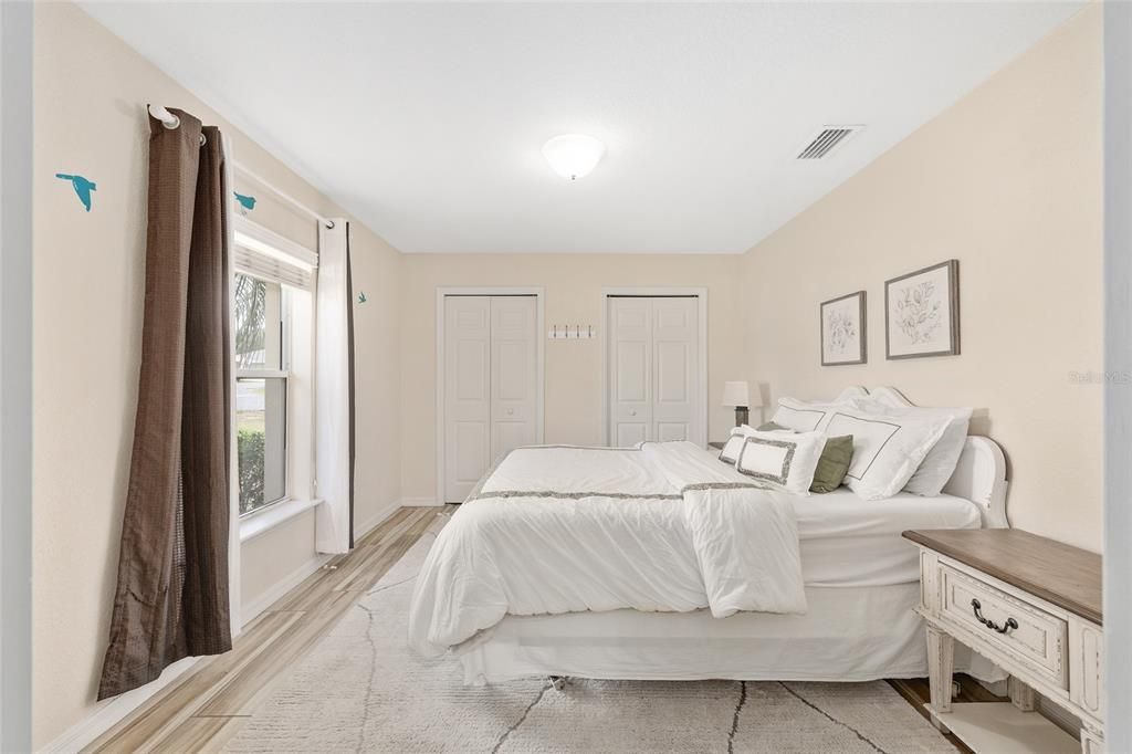 For Sale: $292,900 (4 beds, 2 baths, 1839 Square Feet)
