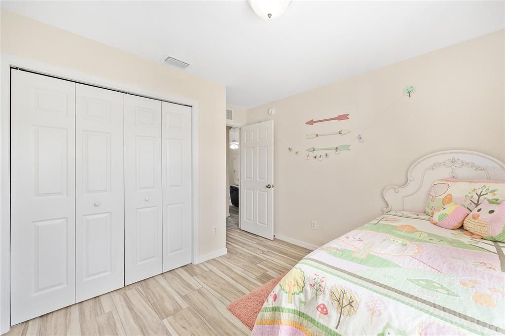 For Sale: $292,900 (4 beds, 2 baths, 1839 Square Feet)