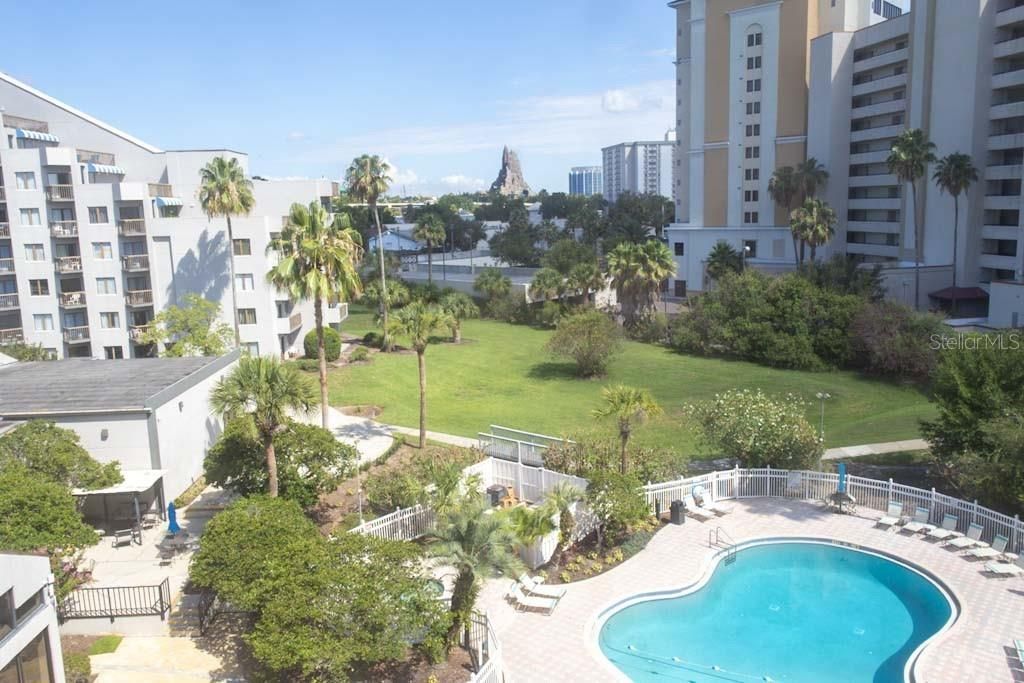 For Sale: $239,000 (2 beds, 2 baths, 578 Square Feet)
