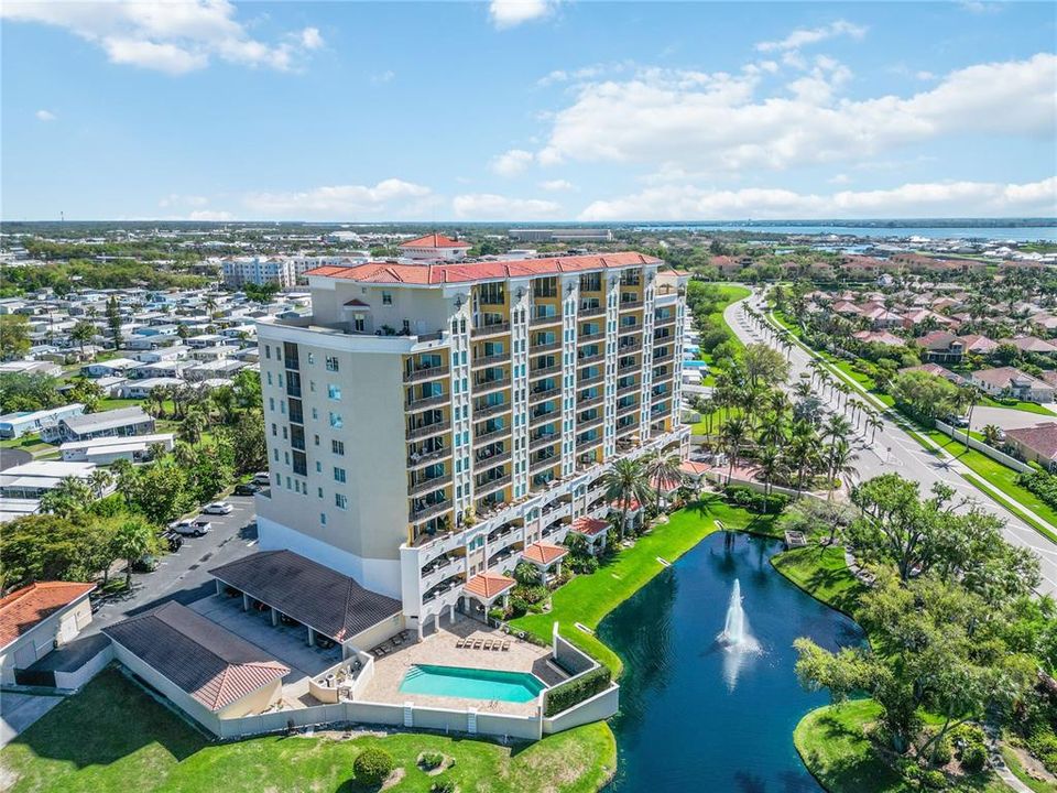 En Venta: $335,000 (2 camas, 2 baños, 1543 Pies cuadrados)
