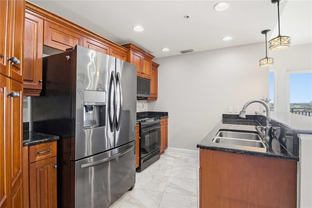 En Venta: $335,000 (2 camas, 2 baños, 1543 Pies cuadrados)
