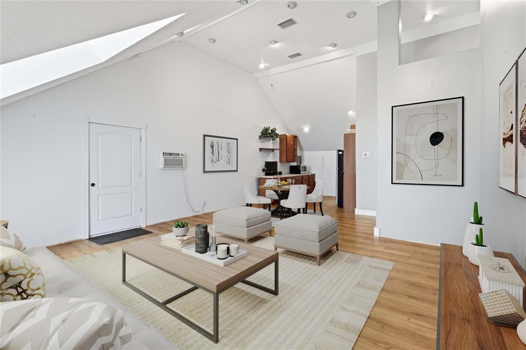 For Sale: $1,260,000 (6 beds, 4 baths, 4884 Square Feet)