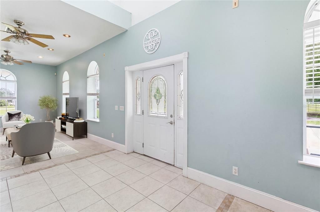 For Sale: $1,260,000 (6 beds, 4 baths, 4884 Square Feet)