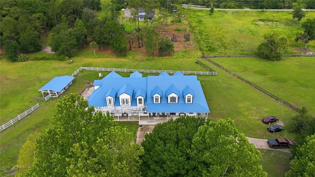 For Sale: $1,260,000 (6 beds, 4 baths, 4884 Square Feet)