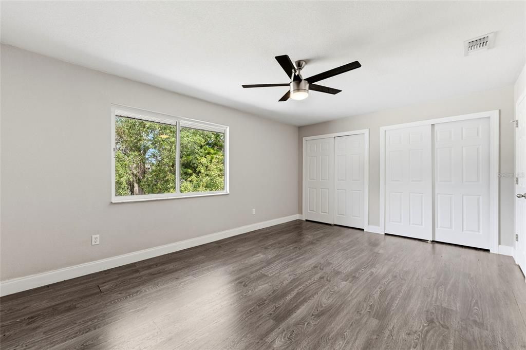 For Sale: $425,000 (3 beds, 2 baths, 1320 Square Feet)