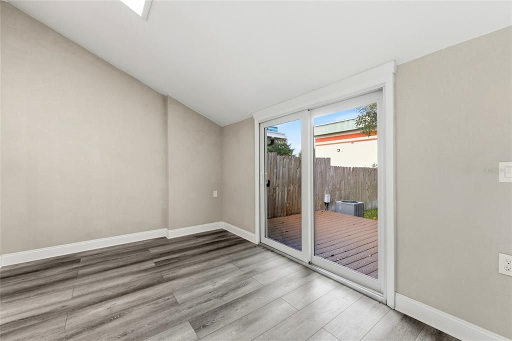 For Sale: $425,000 (3 beds, 2 baths, 1320 Square Feet)