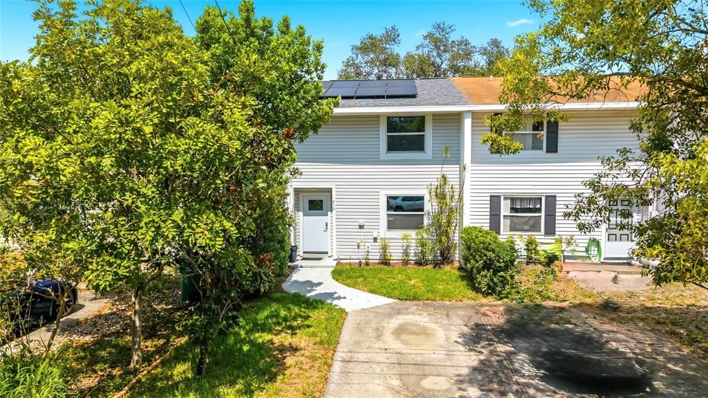 For Sale: $425,000 (3 beds, 2 baths, 1320 Square Feet)