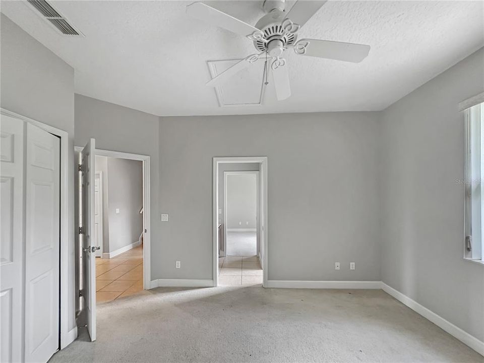 For Rent: $4,500 (5 beds, 3 baths, 3676 Square Feet)