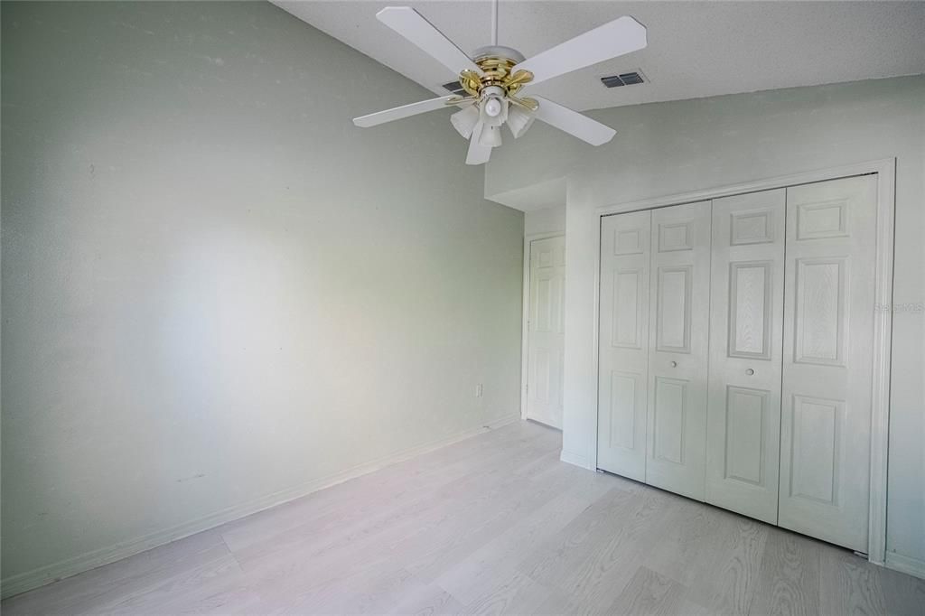 For Sale: $260,000 (3 beds, 2 baths, 1644 Square Feet)