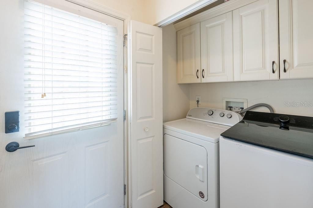Active With Contract: $424,500 (3 beds, 2 baths, 1774 Square Feet)