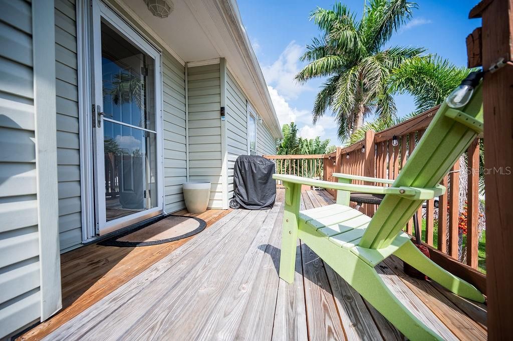 Active With Contract: $424,500 (3 beds, 2 baths, 1774 Square Feet)
