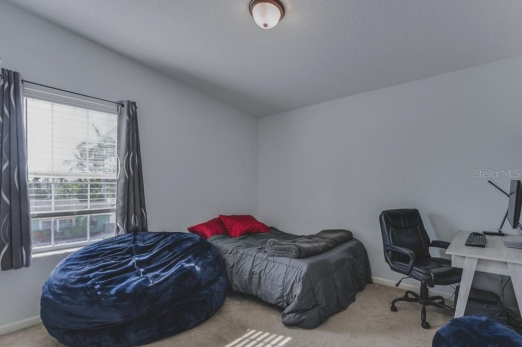 Active With Contract: $424,500 (3 beds, 2 baths, 1774 Square Feet)