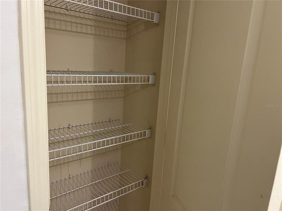 For Rent: $1,900 (2 beds, 2 baths, 1174 Square Feet)