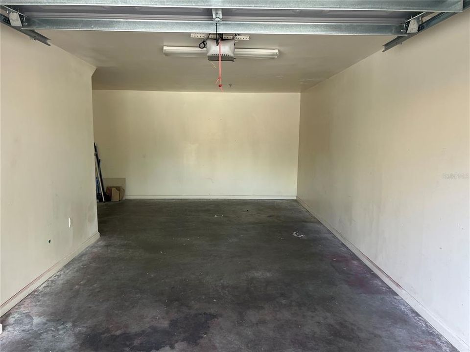 For Rent: $1,900 (2 beds, 2 baths, 1174 Square Feet)