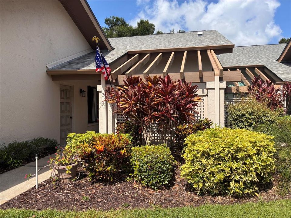 For Sale: $339,000 (2 beds, 2 baths, 1188 Square Feet)