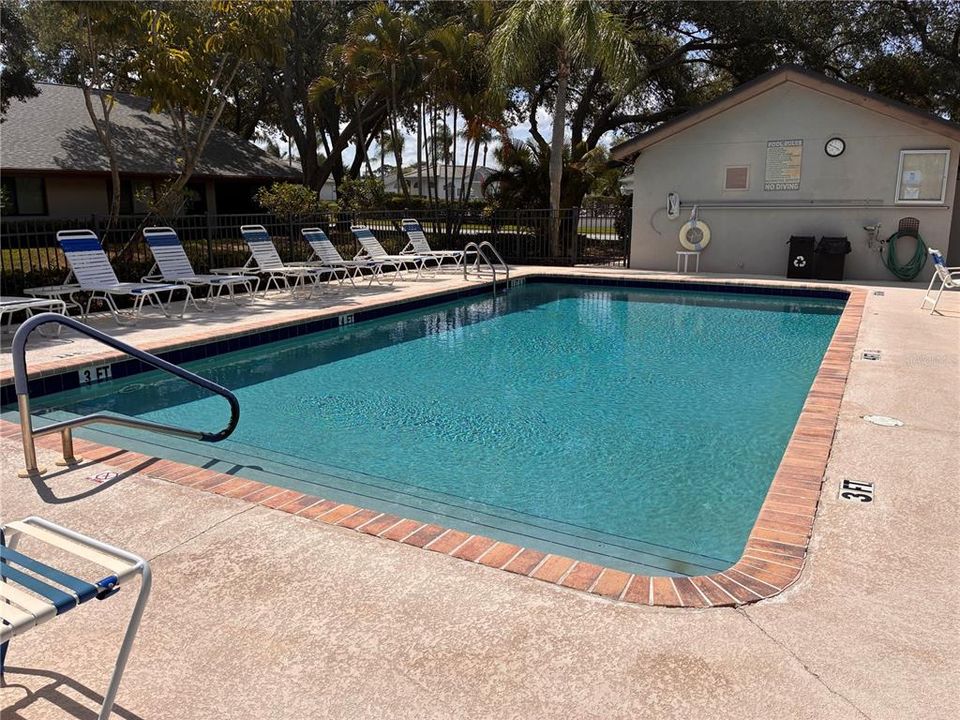 For Sale: $339,000 (2 beds, 2 baths, 1188 Square Feet)