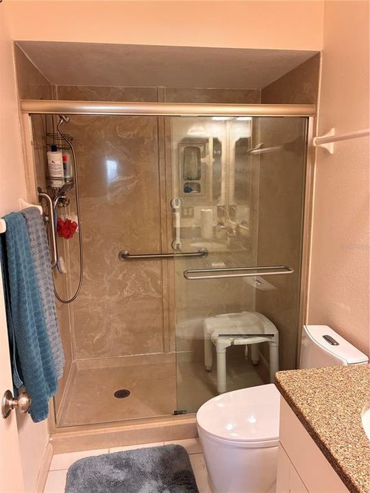 For Sale: $339,000 (2 beds, 2 baths, 1188 Square Feet)