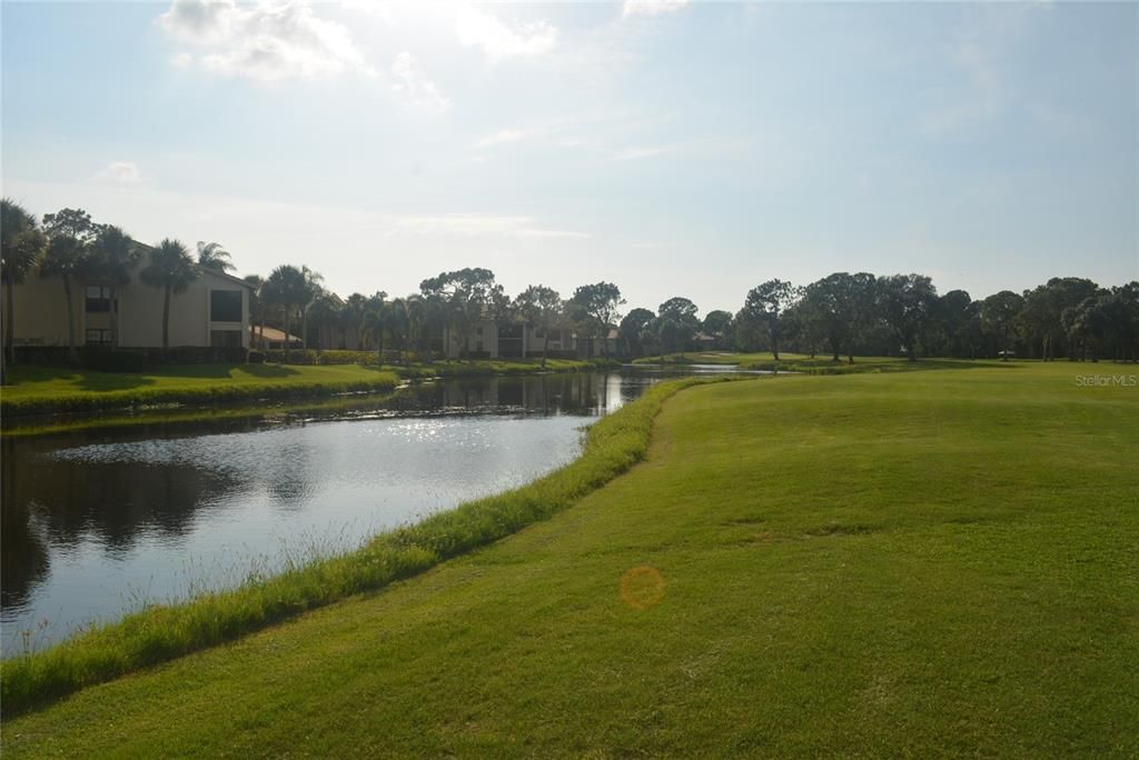 For Sale: $339,000 (2 beds, 2 baths, 1188 Square Feet)