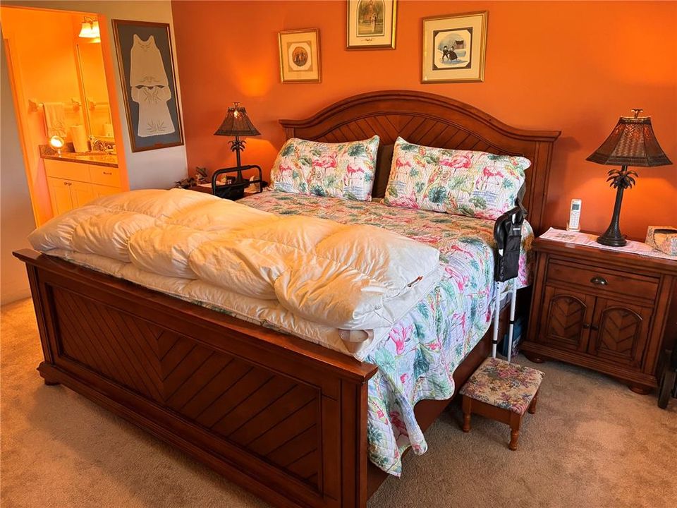 For Sale: $339,000 (2 beds, 2 baths, 1188 Square Feet)