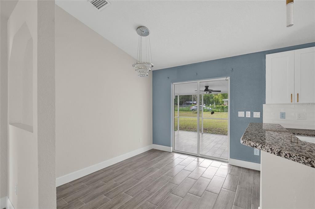 For Sale: $259,000 (3 beds, 2 baths, 1388 Square Feet)
