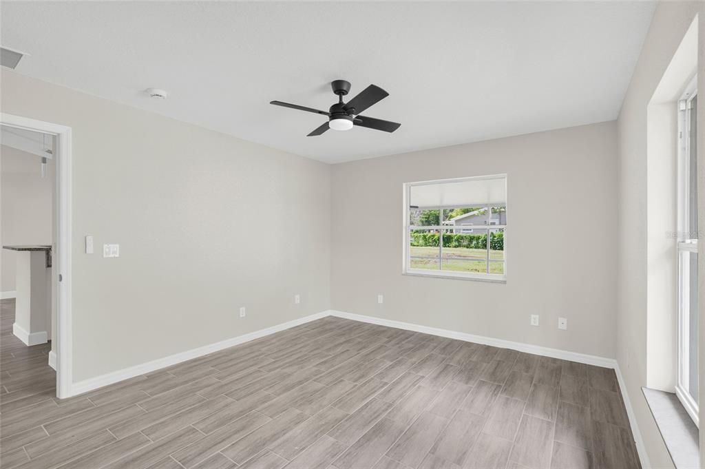 For Sale: $259,000 (3 beds, 2 baths, 1388 Square Feet)