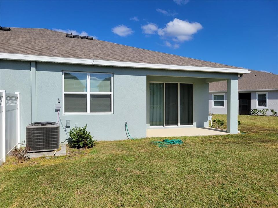 For Rent: $2,400 (3 beds, 2 baths, 1587 Square Feet)
