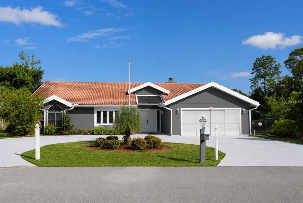 For Rent: $3,400 (3 beds, 2 baths, 2196 Square Feet)