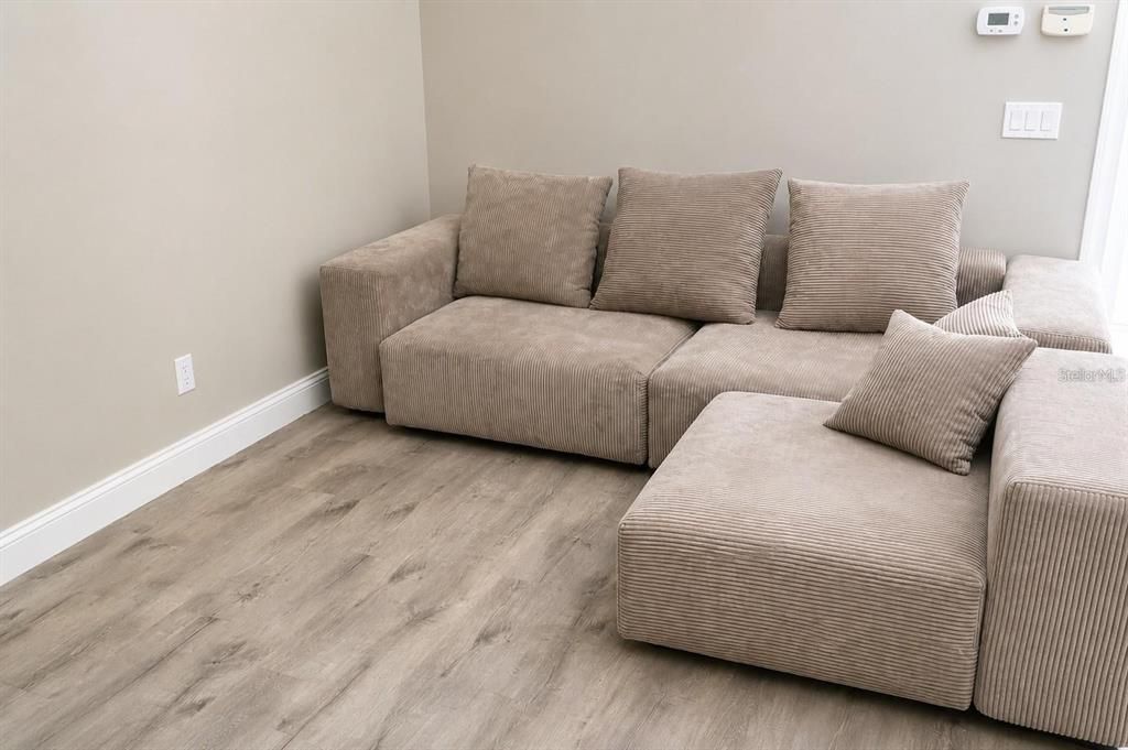 For Rent: $3,400 (3 beds, 2 baths, 2196 Square Feet)