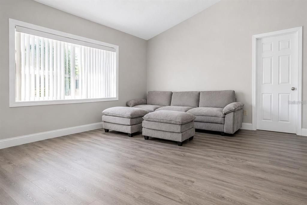 For Rent: $3,400 (3 beds, 2 baths, 2196 Square Feet)