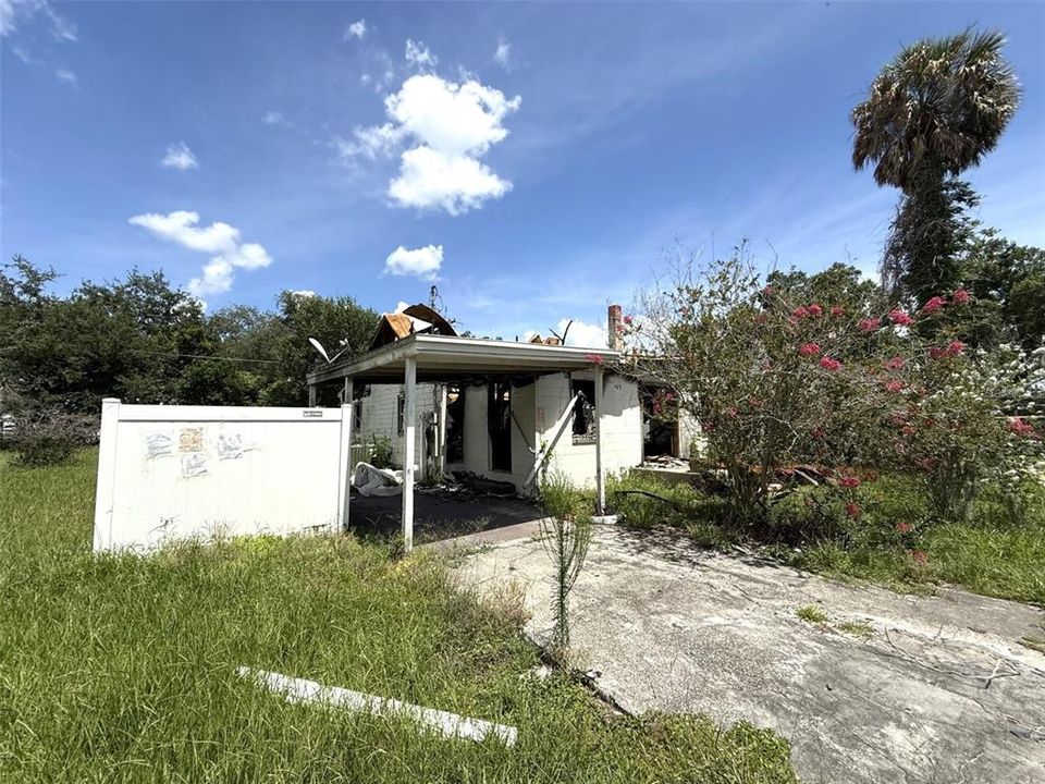 Activo con contrato: $38,000 (1 camas, 1 baños, 1296 Pies cuadrados)