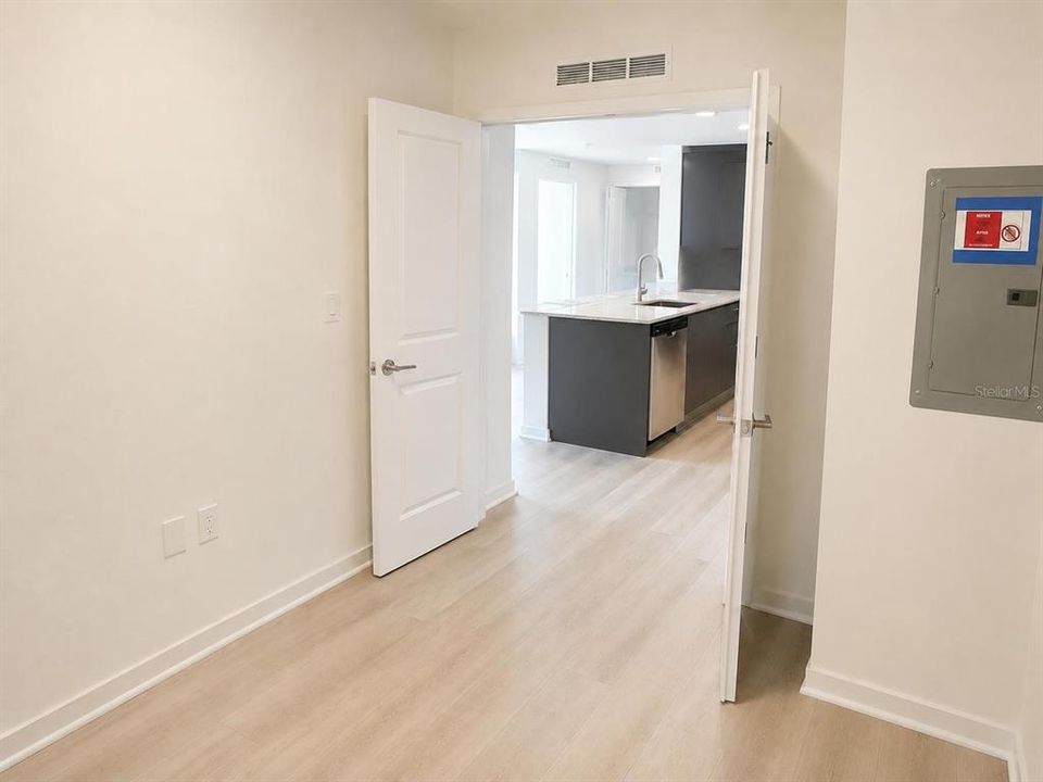 В аренду: $1,800 (2 спален, 2 ванн, 1023 Квадратных фут)