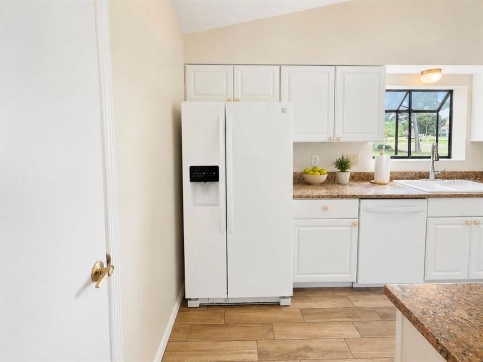 For Rent: $1,625 (2 beds, 2 baths, 1250 Square Feet)