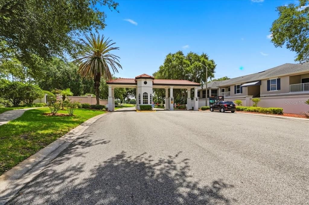For Sale: $365,000 (4 beds, 3 baths, 1578 Square Feet)