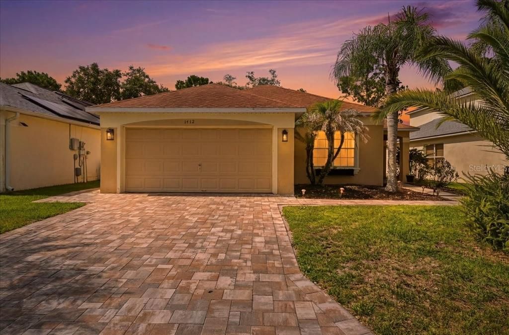 For Sale: $365,000 (4 beds, 3 baths, 1578 Square Feet)