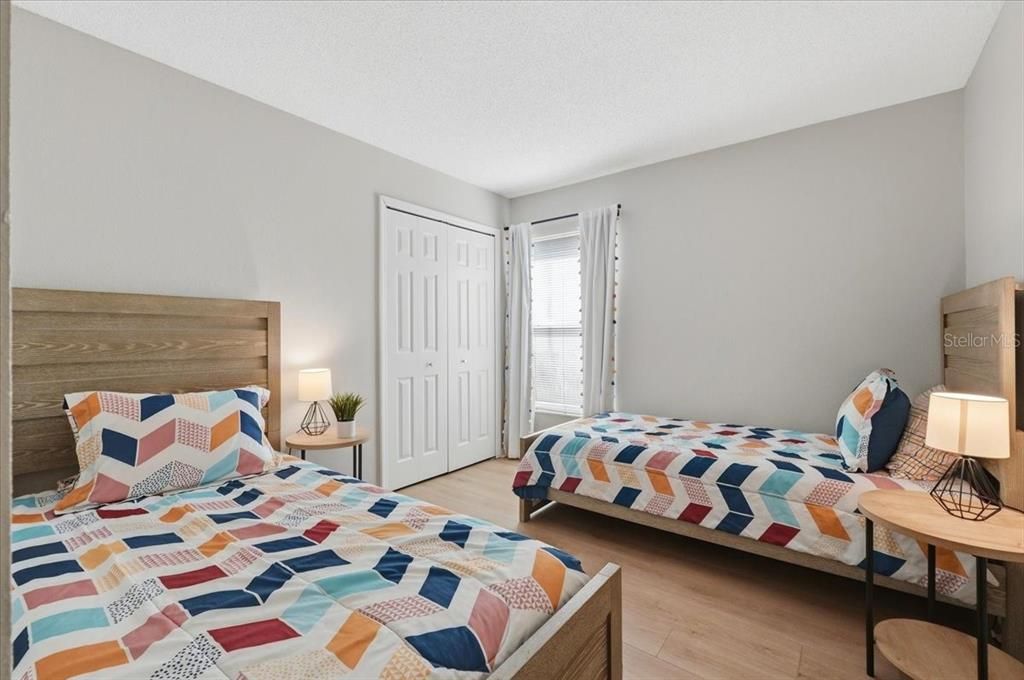 For Sale: $365,000 (4 beds, 3 baths, 1578 Square Feet)